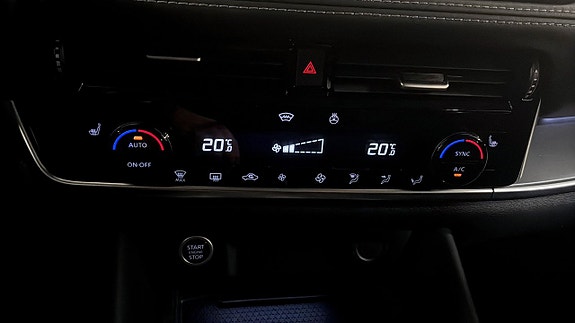 Nissan Qashqai 14 of 17