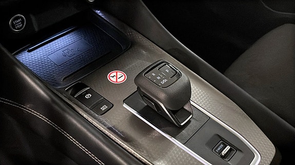 Nissan Qashqai 10 of 17