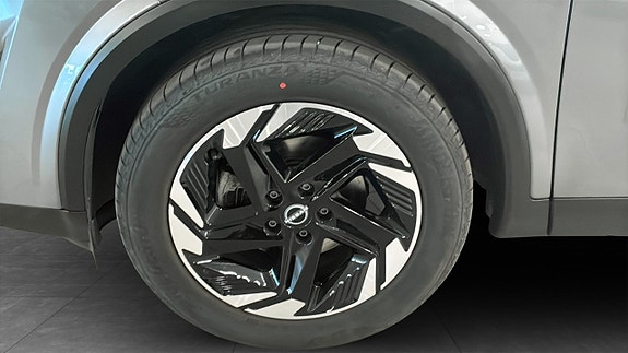 Nissan Qashqai 9 of 17