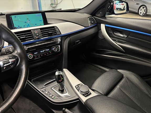 BMW 330d 23 of 30