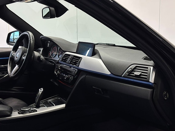 BMW 330d 30 of 30