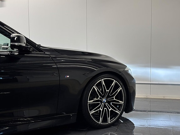 BMW 330d 12 of 30