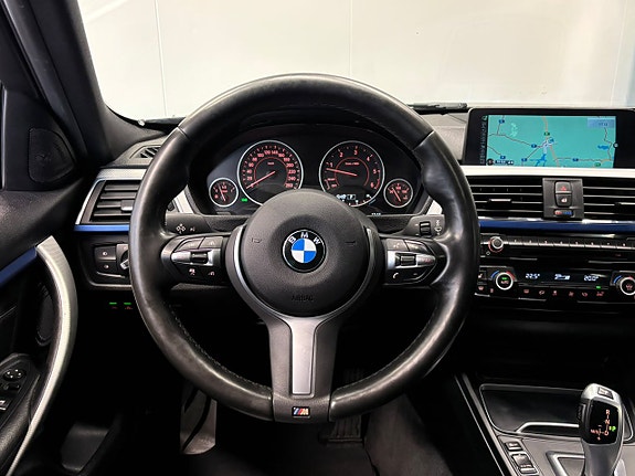 BMW 330d 19 of 30