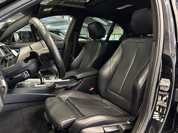 BMW 330d 16 of 30