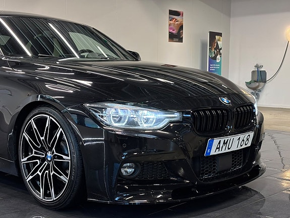 BMW 330d 6 of 30