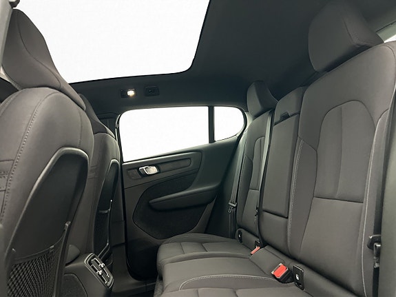Volvo C40 12 of 30