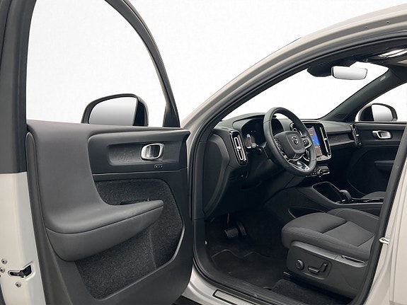 Volvo C40 15 of 30