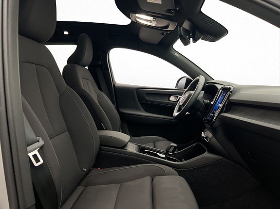 Volvo C40 10 of 30