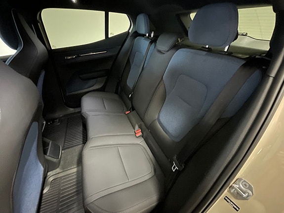 Volvo EX30 6 of 6
