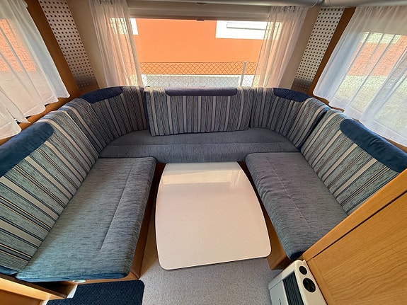 Wilk S3 490 En liten trevlig husvagn med allt du behöver! 11 of 15