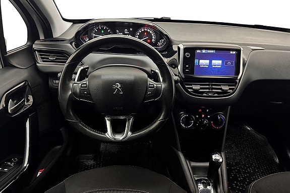 Peugeot 208 17 of 25