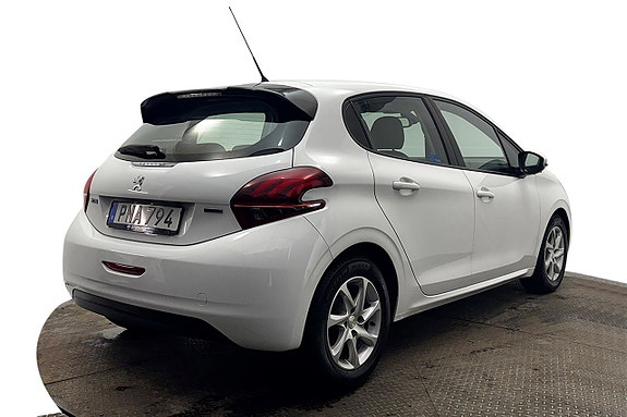 Peugeot 208 6 of 25
