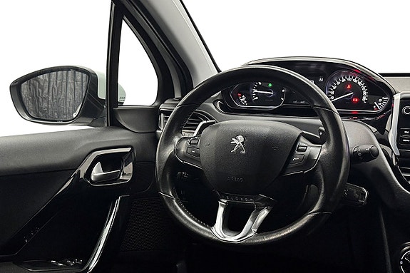 Peugeot 208 16 of 25