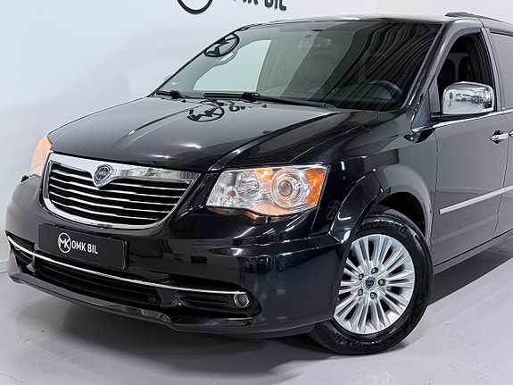 Lancia Voyager 8 of 28