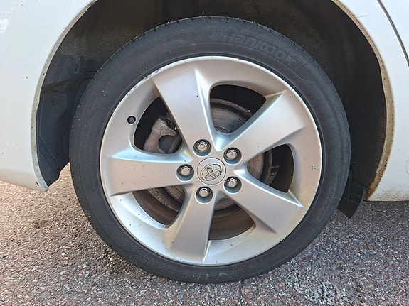 Toyota Auris 16 of 20
