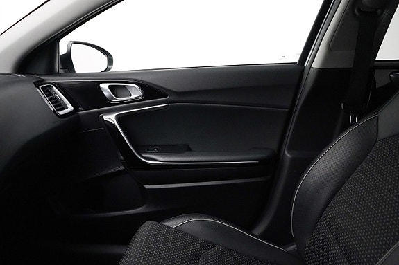 Kia Ceed 16 of 24