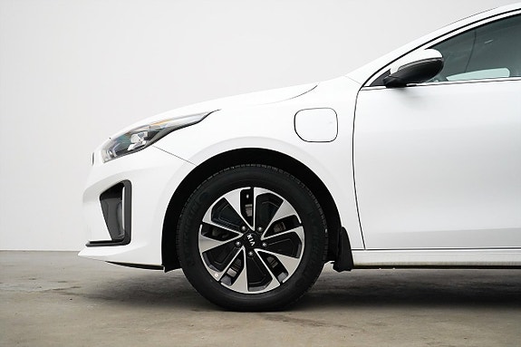 Kia Ceed 2 of 24