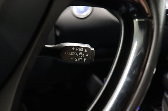 Toyota C-HR 16 of 26