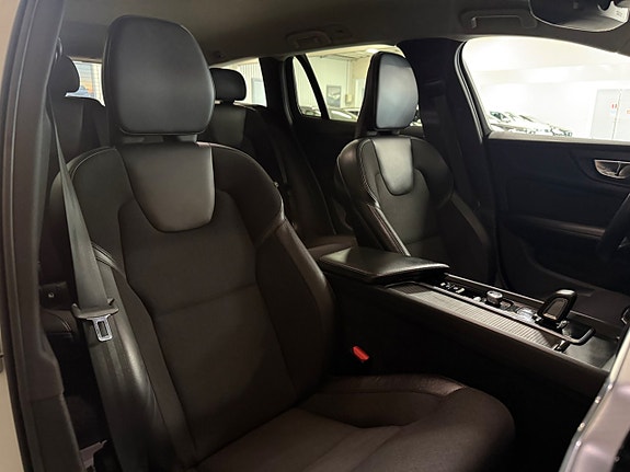 Volvo V60 24 of 27