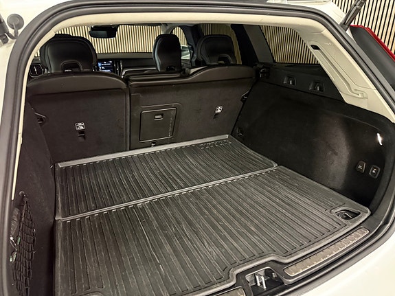 Volvo V60 17 of 27