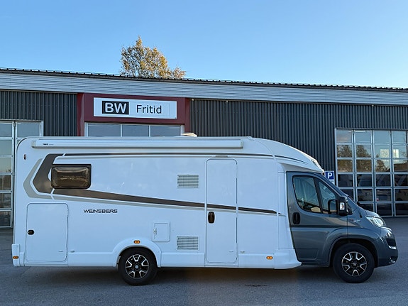 Weinsberg CaraSuite 700 ME - Höga långbäddar - 5 Bältade - 5 Sovplatser - Solcell- 2 of 21