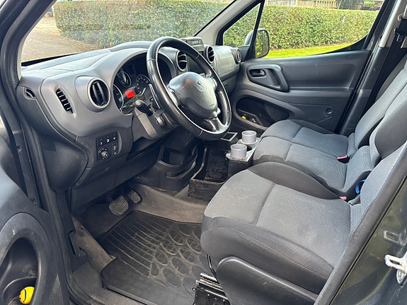 Peugeot Partner 8 of 9