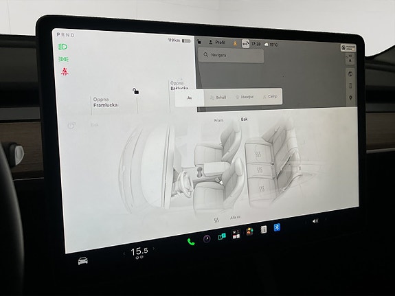 Tesla Model Y 27 of 30