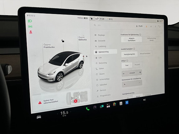 Tesla Model Y 29 of 30