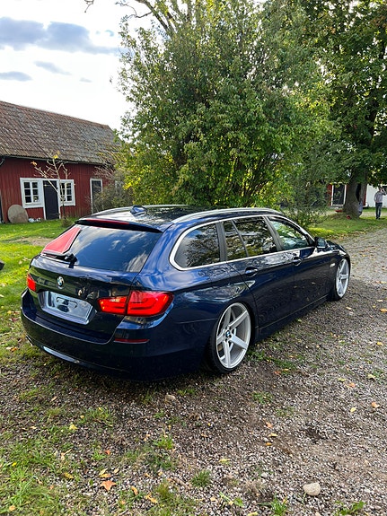 BMW 520d 4 of 9