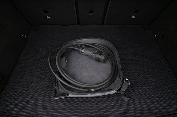 Mercedes-Benz EQA250 24 of 27