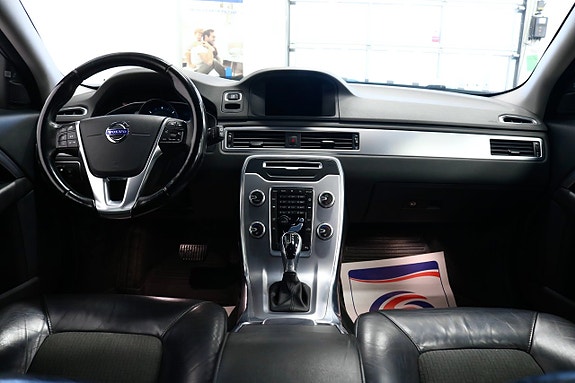 Volvo V70 10 of 18