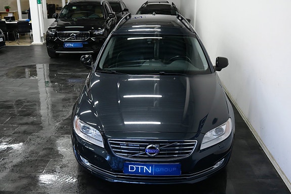 Volvo V70 6 of 18