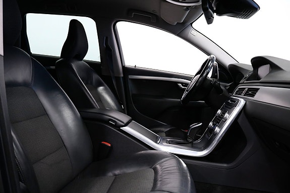 Volvo V70 8 of 18