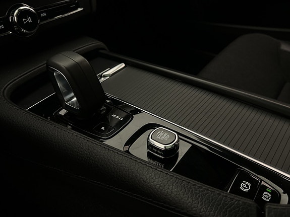 Volvo V90 27 of 30