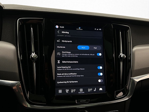 Volvo V90 25 of 30