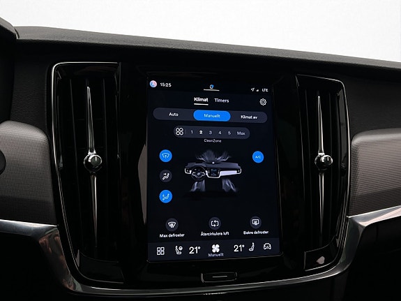 Volvo V90 22 of 30