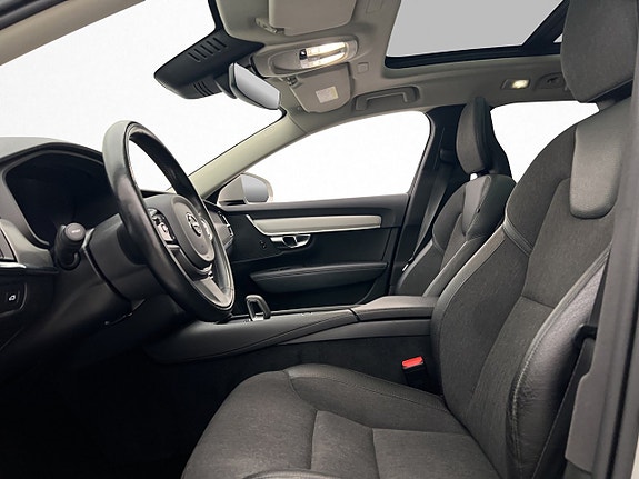 Volvo V90 9 of 30