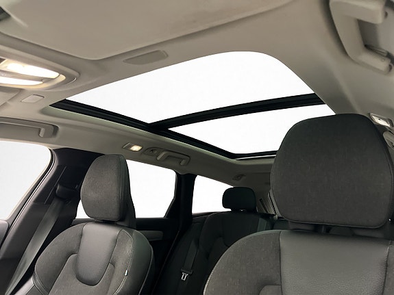 Volvo V90 10 of 30