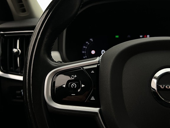 Volvo V90 17 of 30