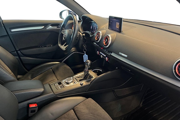 Audi S3 26 of 30