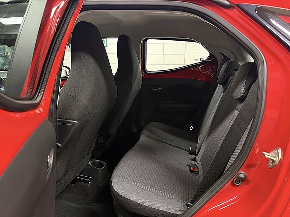 Toyota Aygo 24 of 25