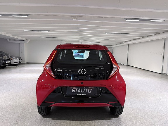 Toyota Aygo 6 of 25