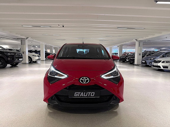 Toyota Aygo 3 of 25