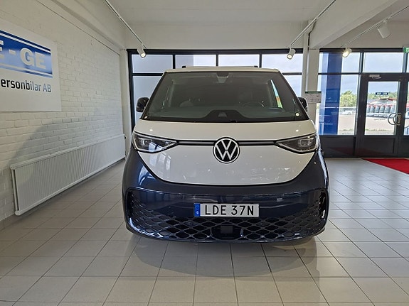 Volkswagen ID. Buzz 2 of 13