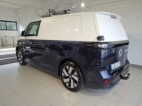 Volkswagen ID. Buzz 7 of 13