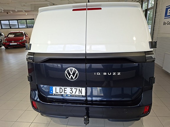 Volkswagen ID. Buzz 8 of 13
