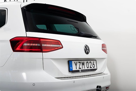 Volkswagen Passat 7 of 22