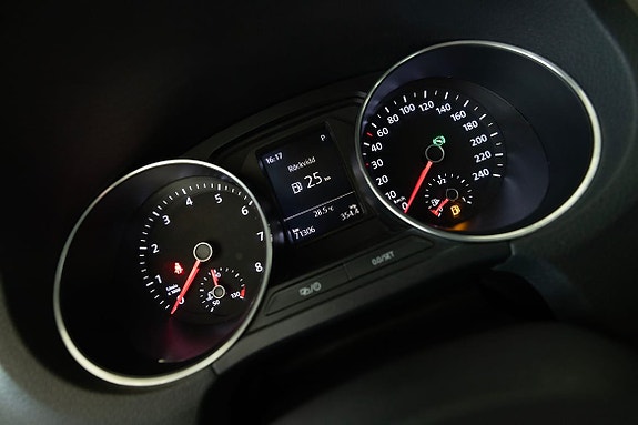 Volkswagen Polo 19 of 19