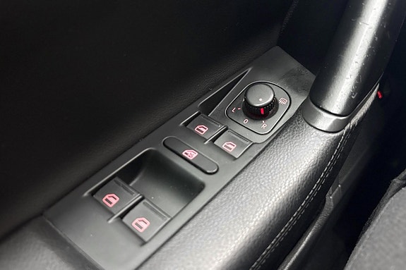 Volkswagen Passat Alltrack 18 of 18