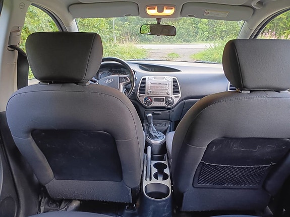Hyundai i20 11 of 15